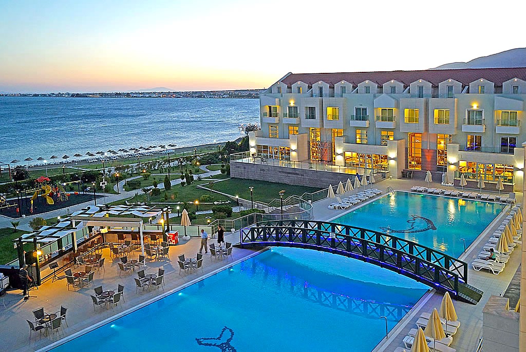 НОВАГОДИНА в Adrina Termal Health & SPA Hotel 5* Гюре, Едремит(Турция)